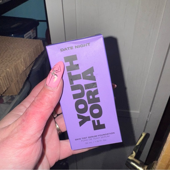Youth foria skin tint foundation - Picture 1 of 4